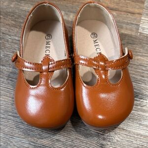 Meckior Toddler Girl Tan Dress Shoes Size 7